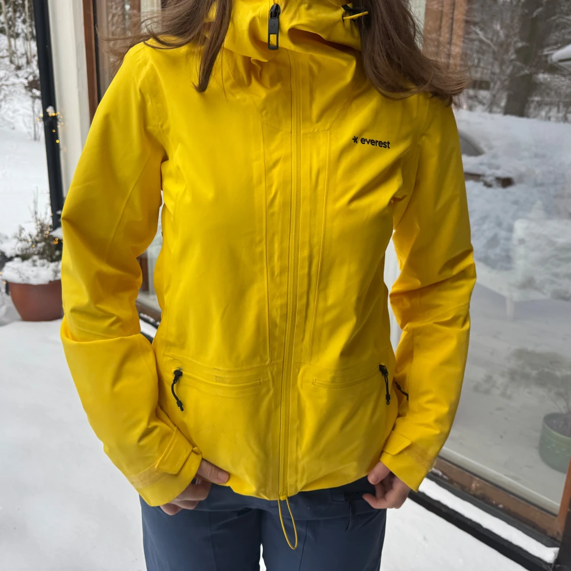 Gul skidjacka (nästan helt oanvänd!!) - 90