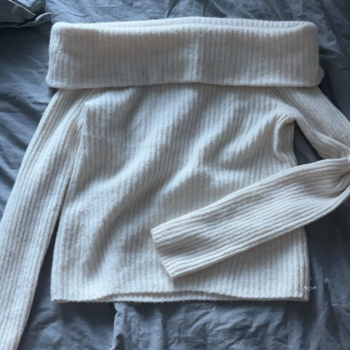 Vit offshoulder tröja! - 90