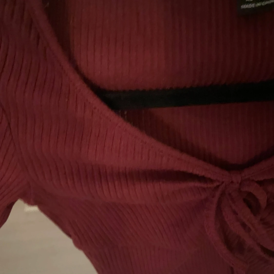 Vinröd ribbad topp från Shein - 91