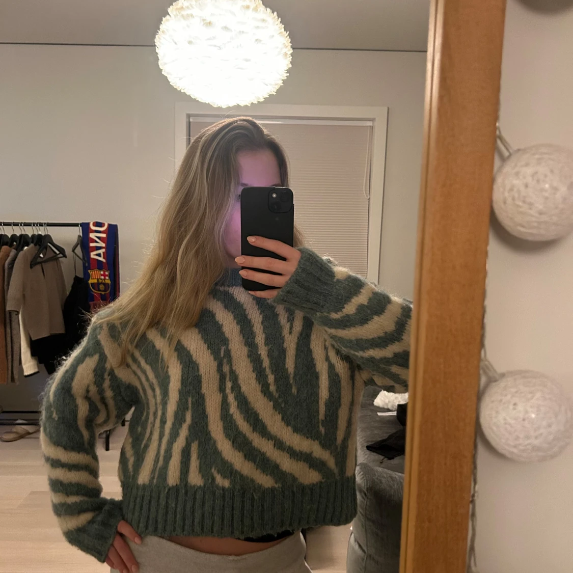 Grön och beige stickad tröja från Zara