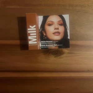 Milk Makeup mini bronzer stick baked  - Helt ny och oöppnad Milk Makeup mini bronzer stick i färgen Baked. 3 gram 