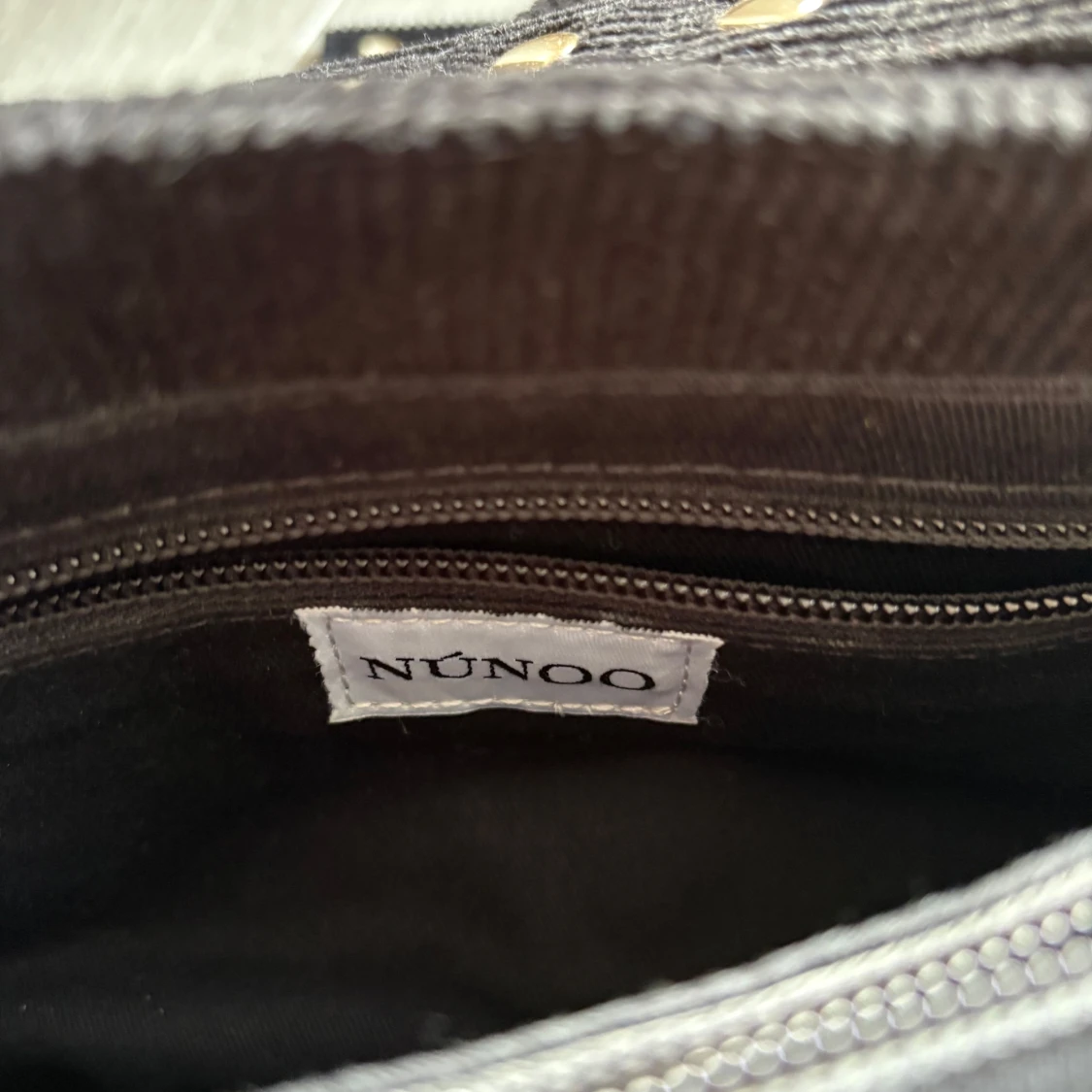 Núnoo väska  - 93
