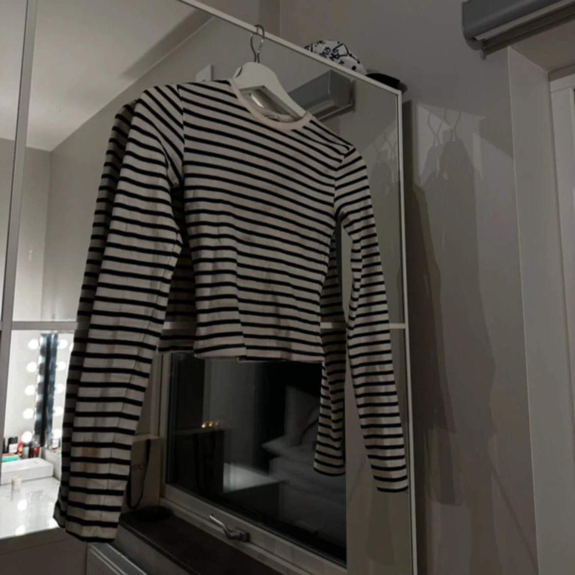 Randig croppad tröja