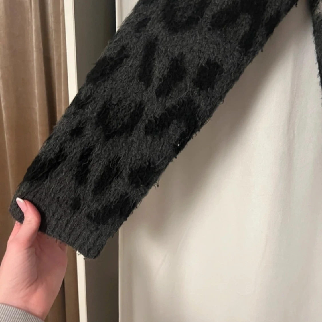 Stickad tröja mango - 92