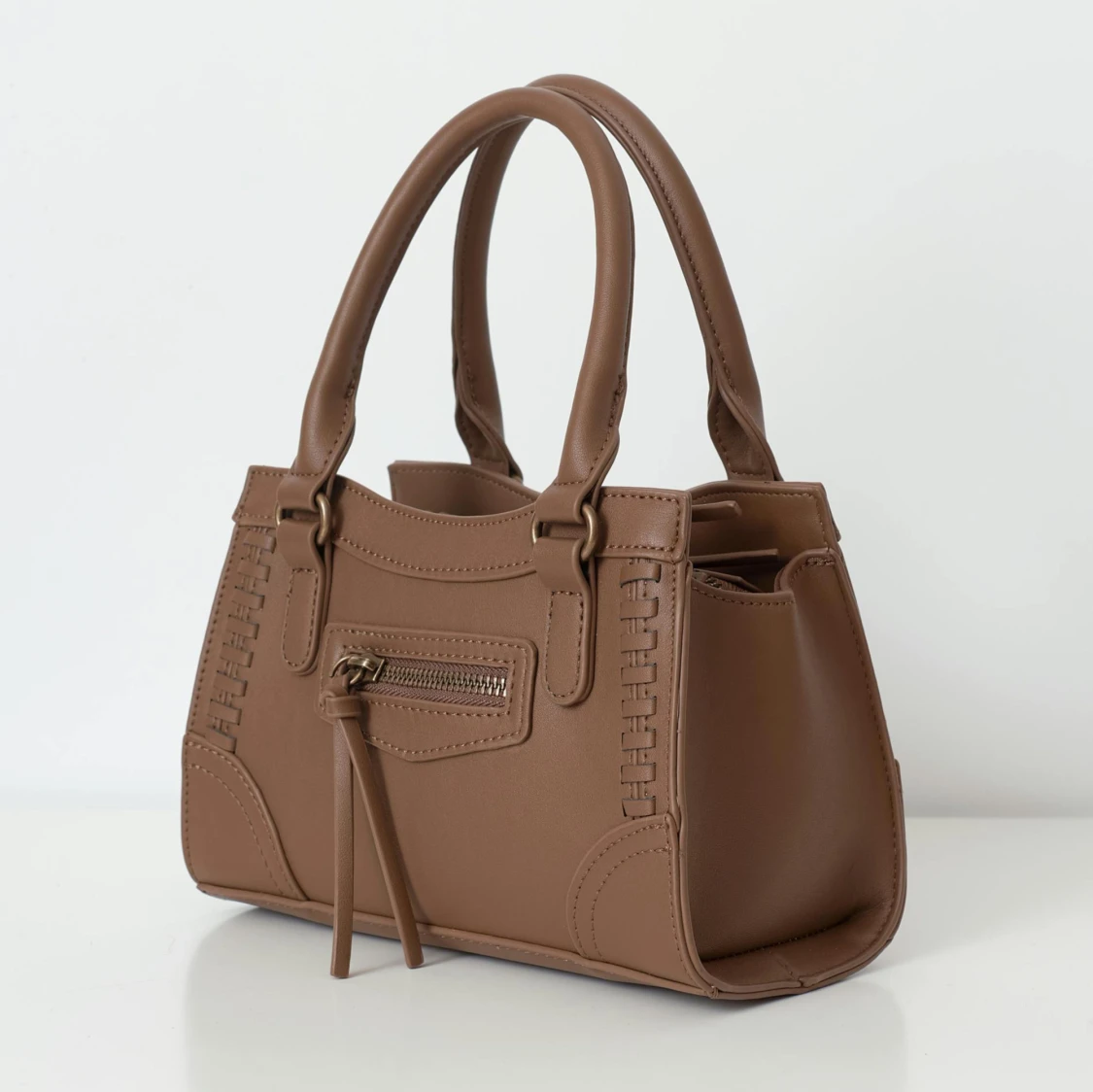 Brun handväska  - 93