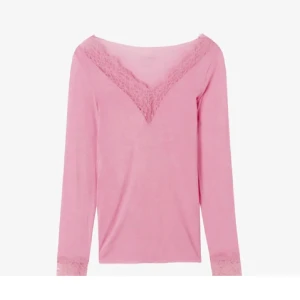 SLUTSÅLT Intimismi topp - Så himla fin intimismi topp som är slutsåld, jättebra skick knappt använd💗Vid snabb affär går priset att diskutera 