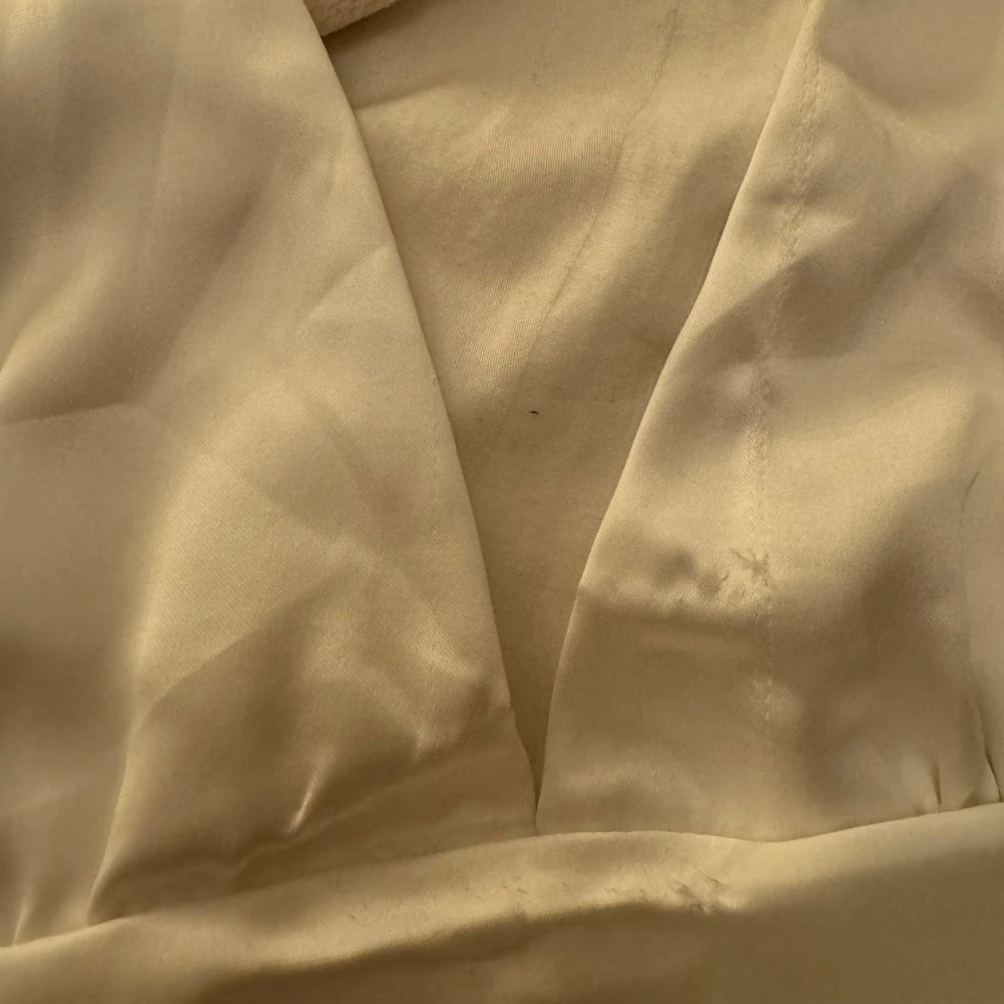 Vit satin klänning från Zara - 3