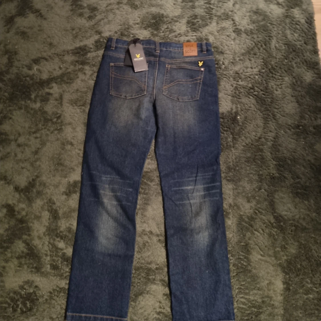 Blå jeans från Lyle and Scott - 2