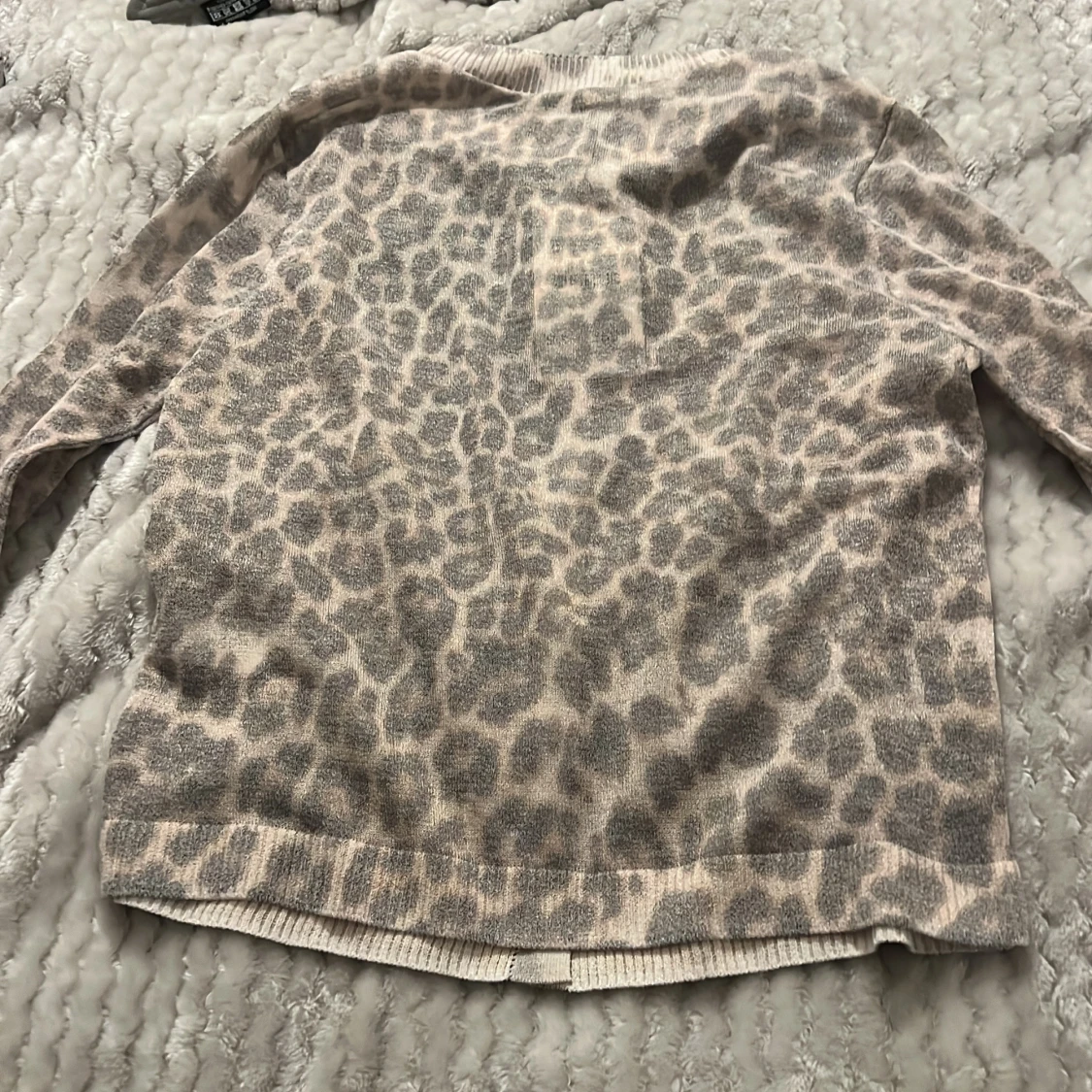 Leopardmönstrad kofta från Zara - 2