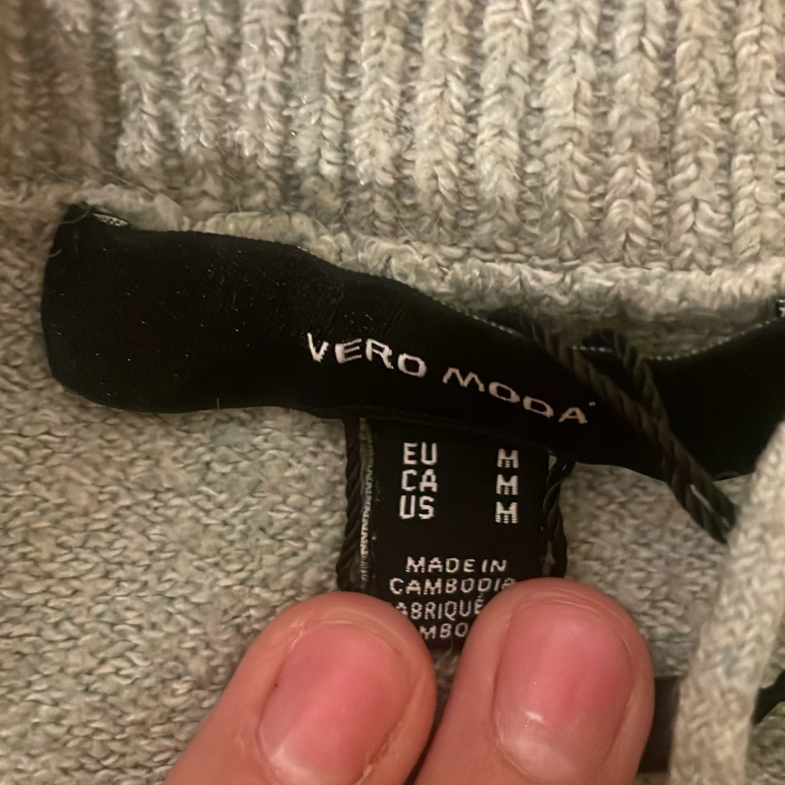 Grå tröja från Vero Moda - 2