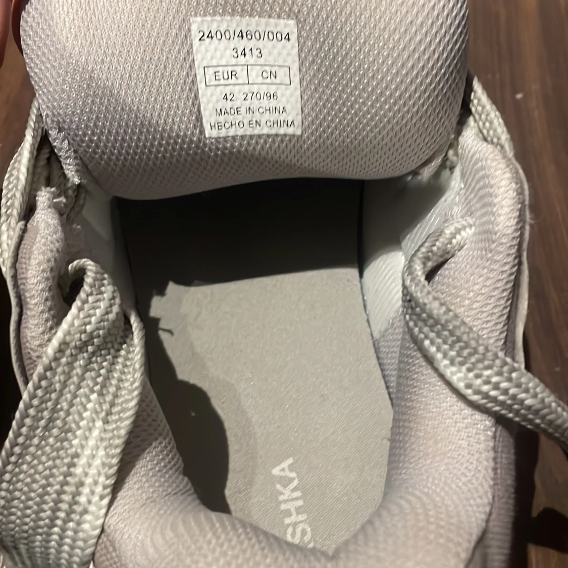 Grå sneakers från Bershka - 4