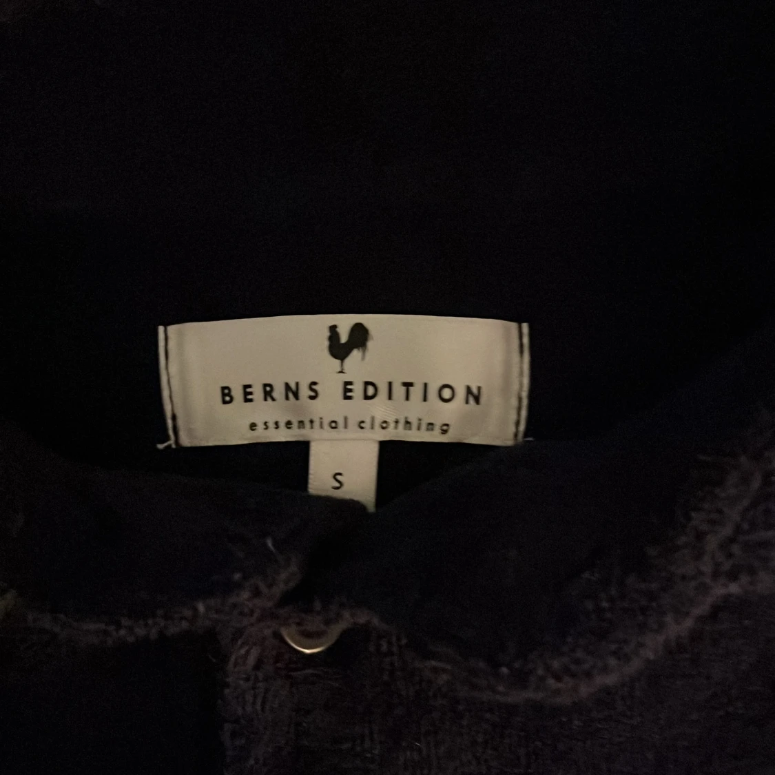 Svart pikétröja från Berns Edition - 2