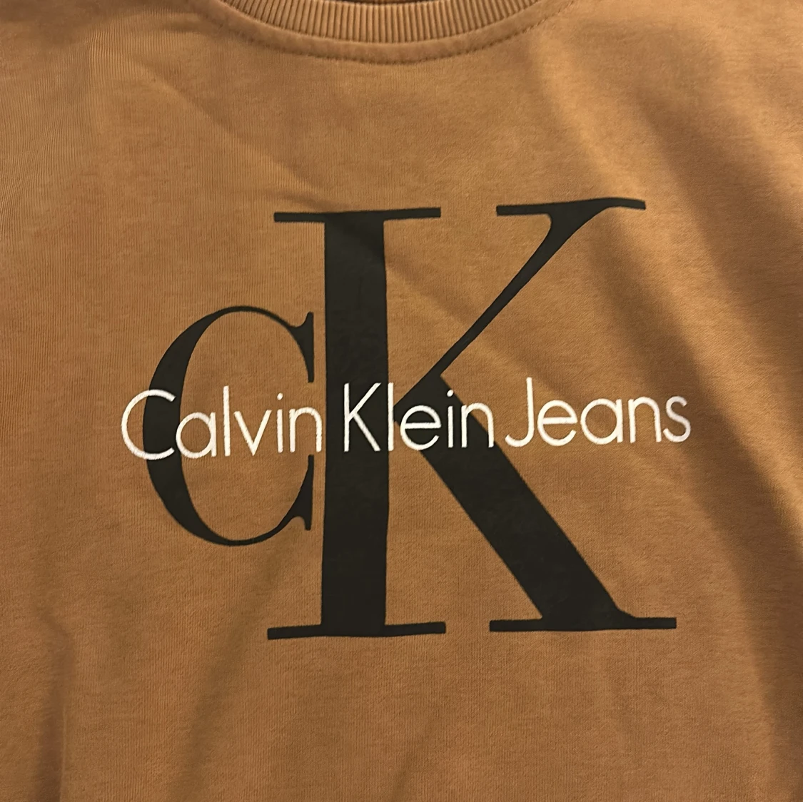 Calvin Klein  - 91