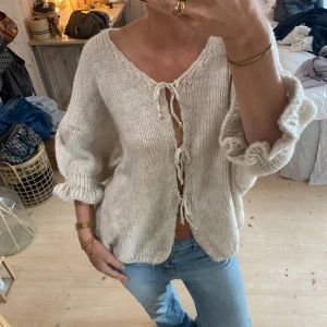 Kofta - Supersnygg tröja❤️ tryck gärna köp nu 