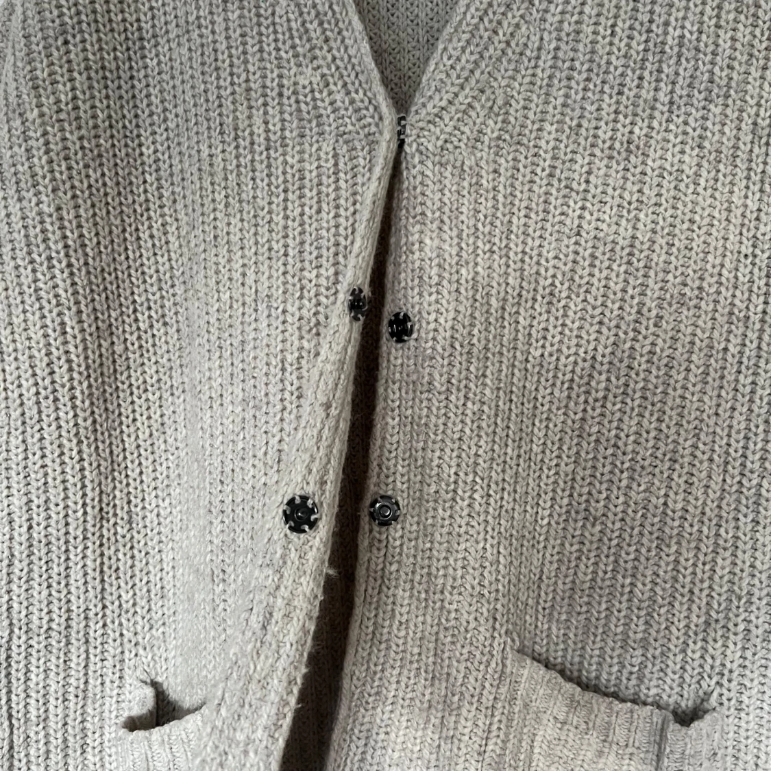 Stickad Odd Molly kofta - 27