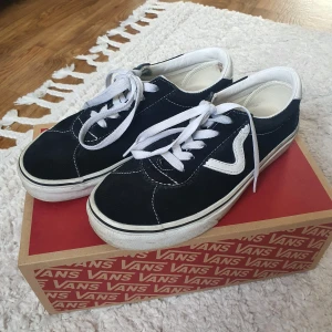 Vans skor - Sparsamt använda vans skor. Storlek 38