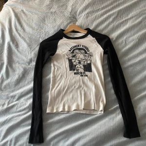 Sweatshirt Brandymelville - En sweatshirt från Brandymelville 