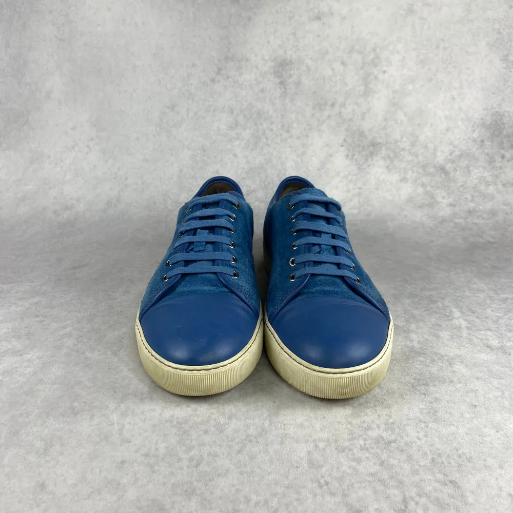 Lanvin captoe sneaker | Skick: 8/10 | Storlek: 45/UK11 | Nypris: 5299 | Pris: 1800 | Tillbehör: Enbart skorna ingår | Fraktar via postnord på köparens bekostnad | Hör av dig vid minsta fråga eller fundering📩. Skor.