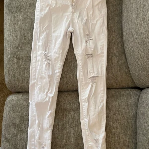 Jeans  - Använt få ggr 