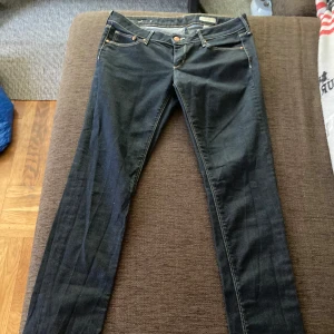 Jeans från HM - HM jeans str 31. Oanvända. 