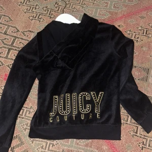 Juicycoutore hoodie - Skit fin juicycoutore hoodie som är lavans fåtal gånger