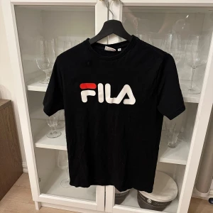 Tröja från FILA - T-shirt från fila 