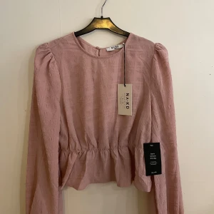 Rosa Blus!💗 - Blus helt ny! Oanvänd! Prislapp kvar!💗