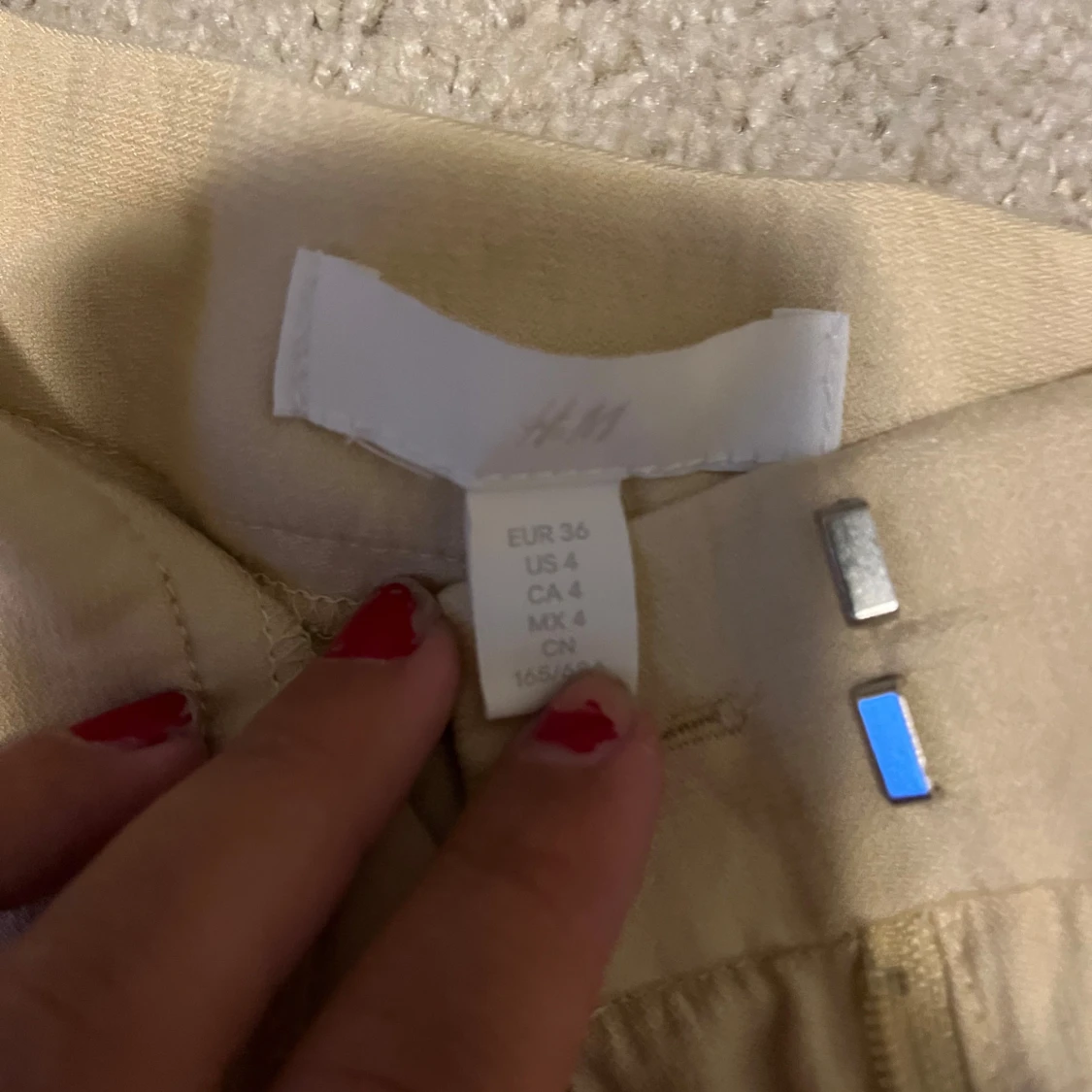 Beige byxor från H&M - 91