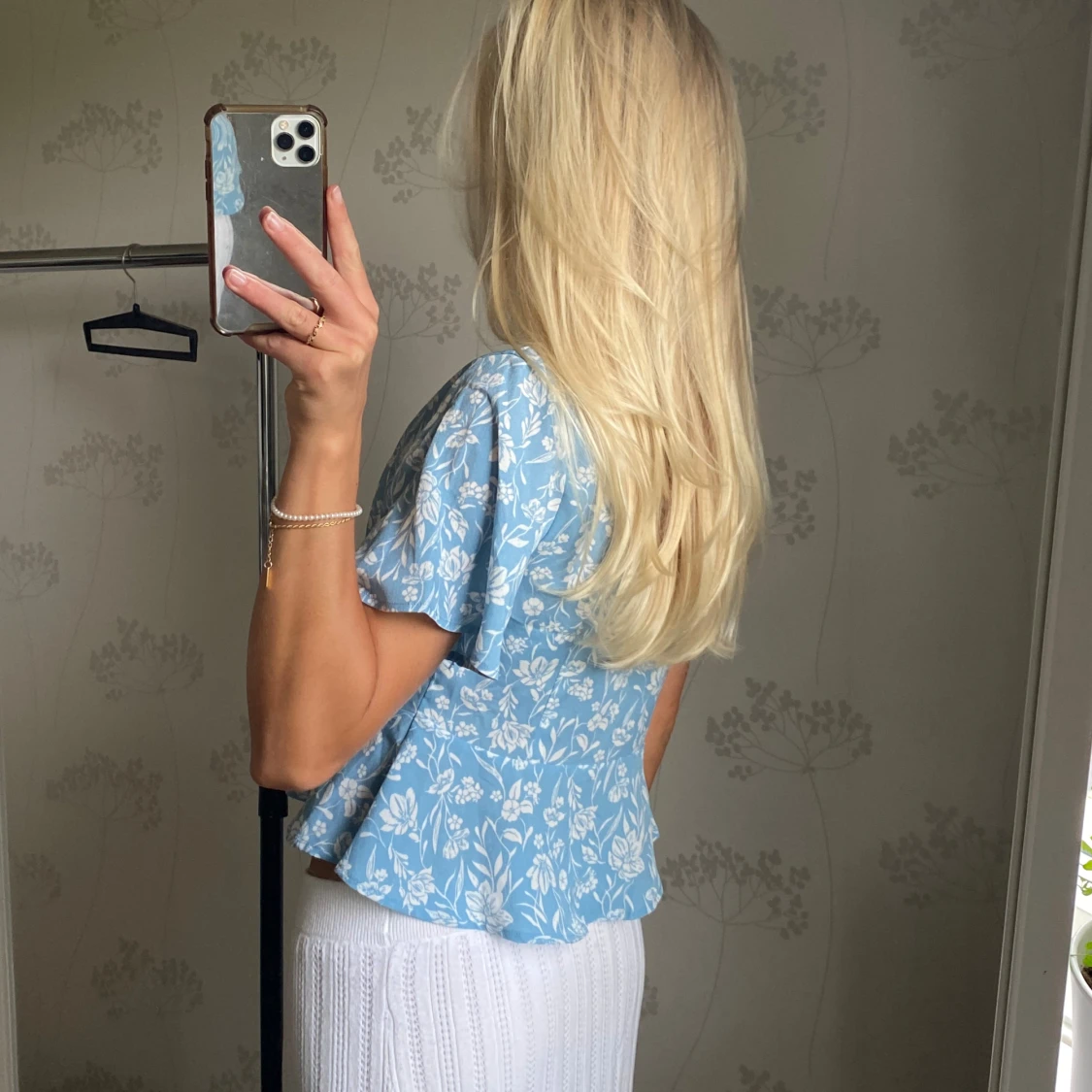 Topp med knappar - 90