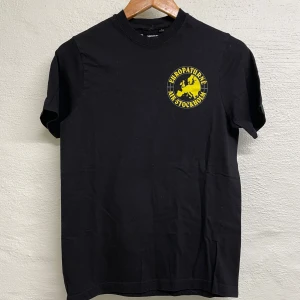 Aik t-shirt - Svart AIK T-shirt i storlek S.