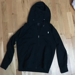 Ralph lauren Hoodie - Knappt använd Strl M