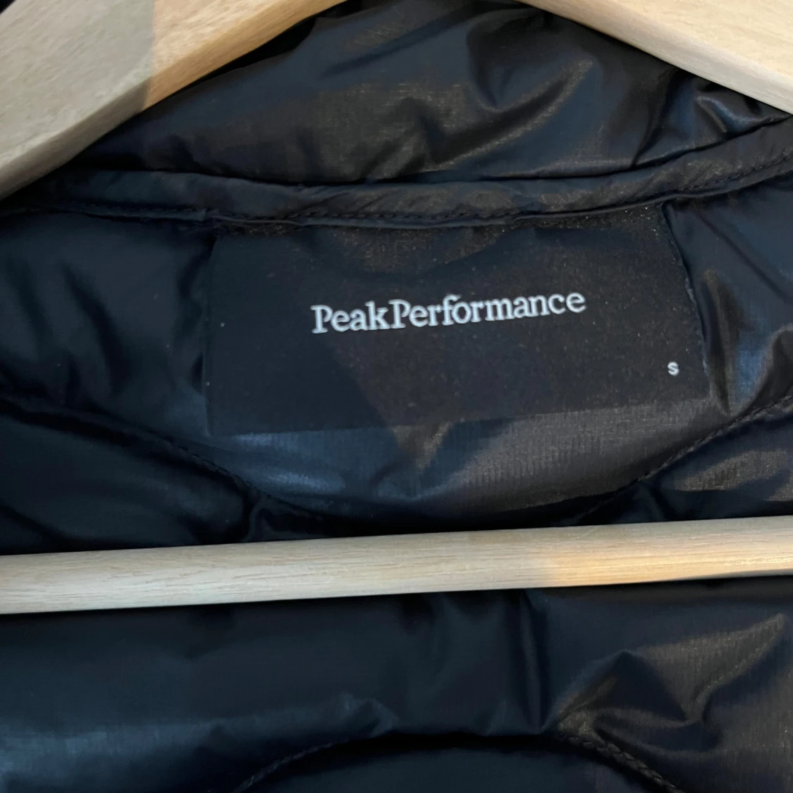 Peak performance väst  - 92