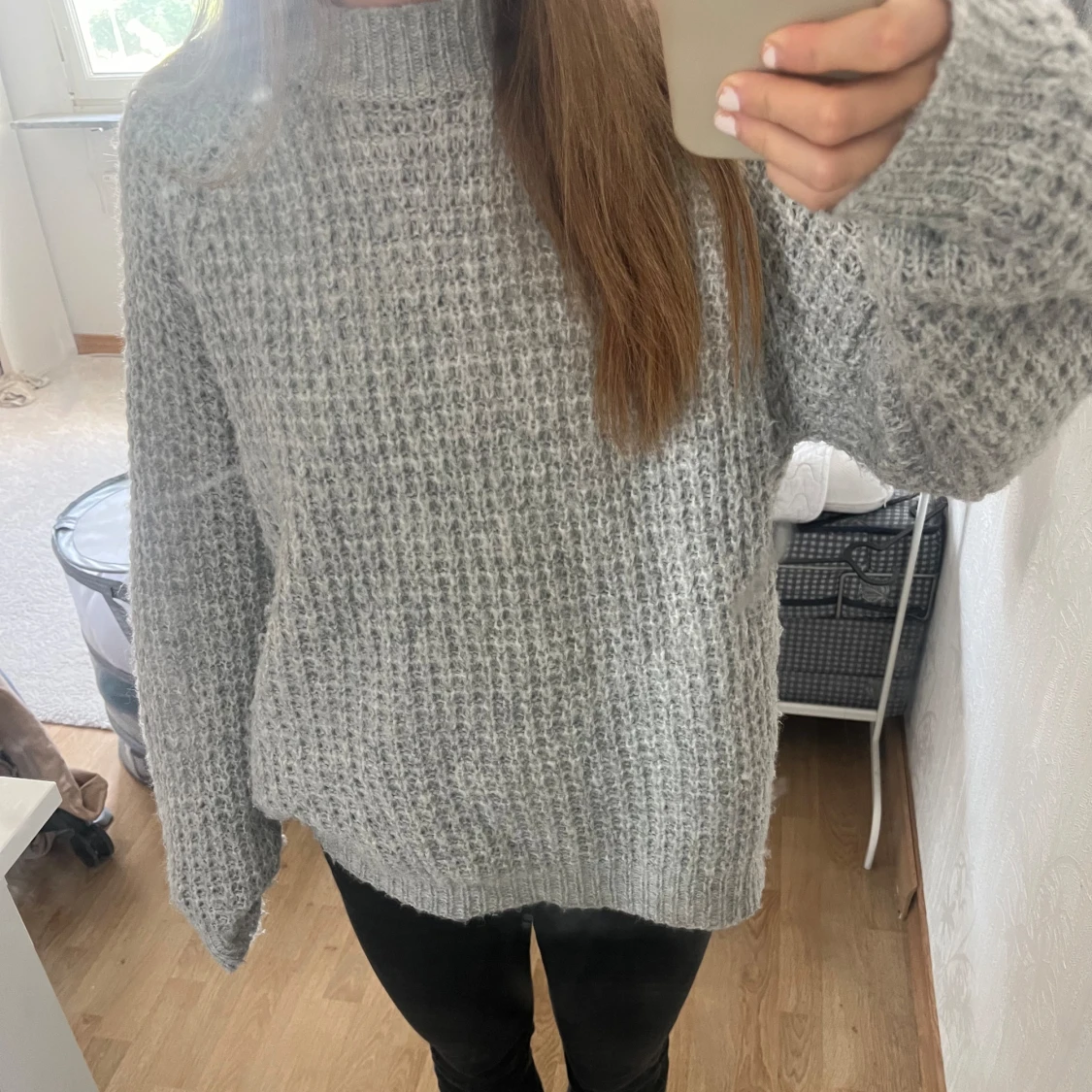 Grå stickad tröja - 90