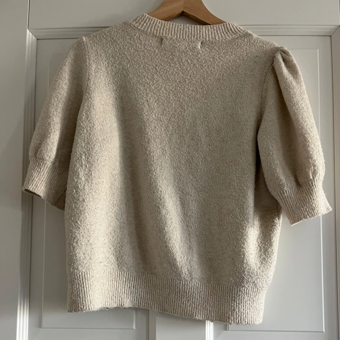 Kortärmad stickad tröja  - 90