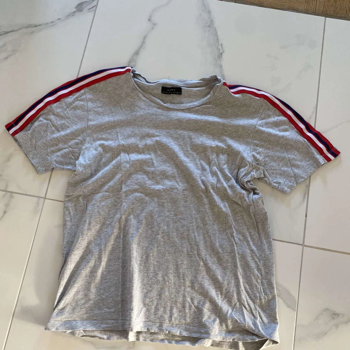 Vita byxor med ränder från Zara - 92