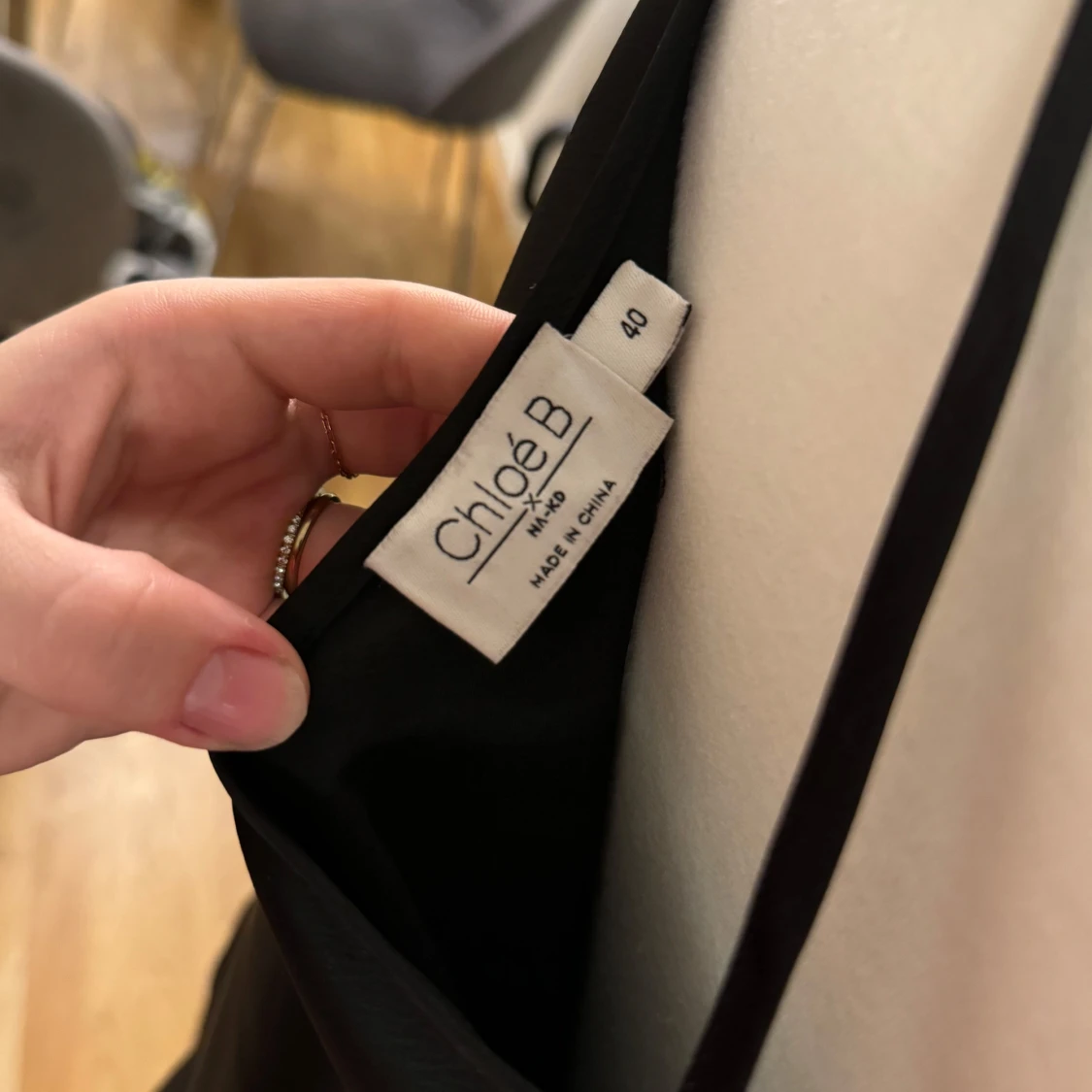 Svart oneshoulder klänning från Chloé B - 92