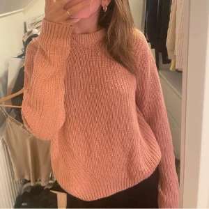 Rosa stickad tröja🎀 - Superfin rosa stickad tröja 🎀🍂 Perfekt inför hösten