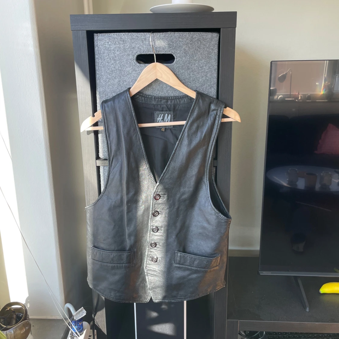 Skinnväst H&M secondhand - 1