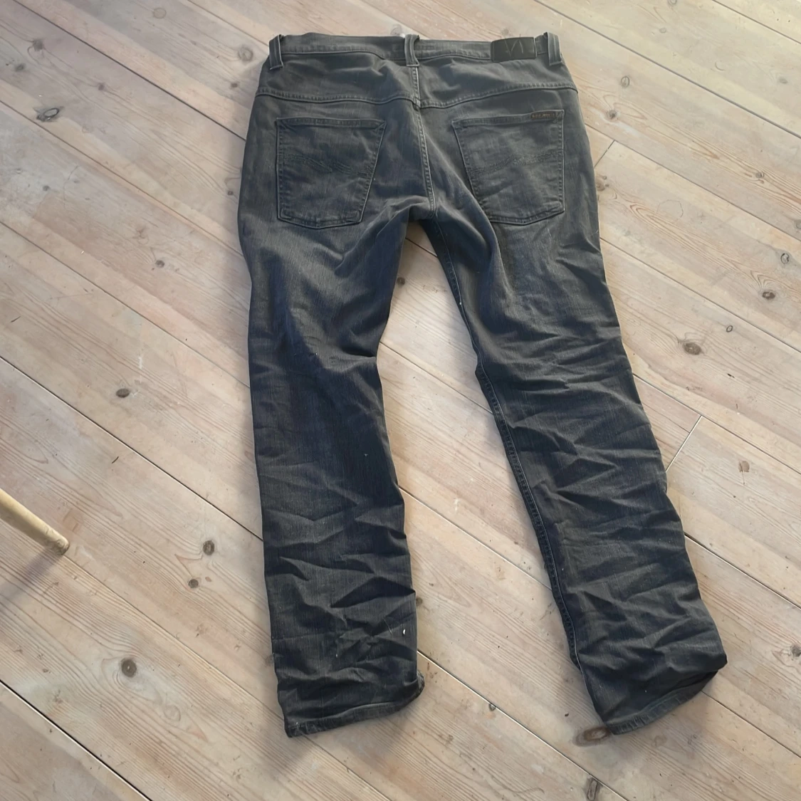 Grå jeans från Nudie Jeans - 3