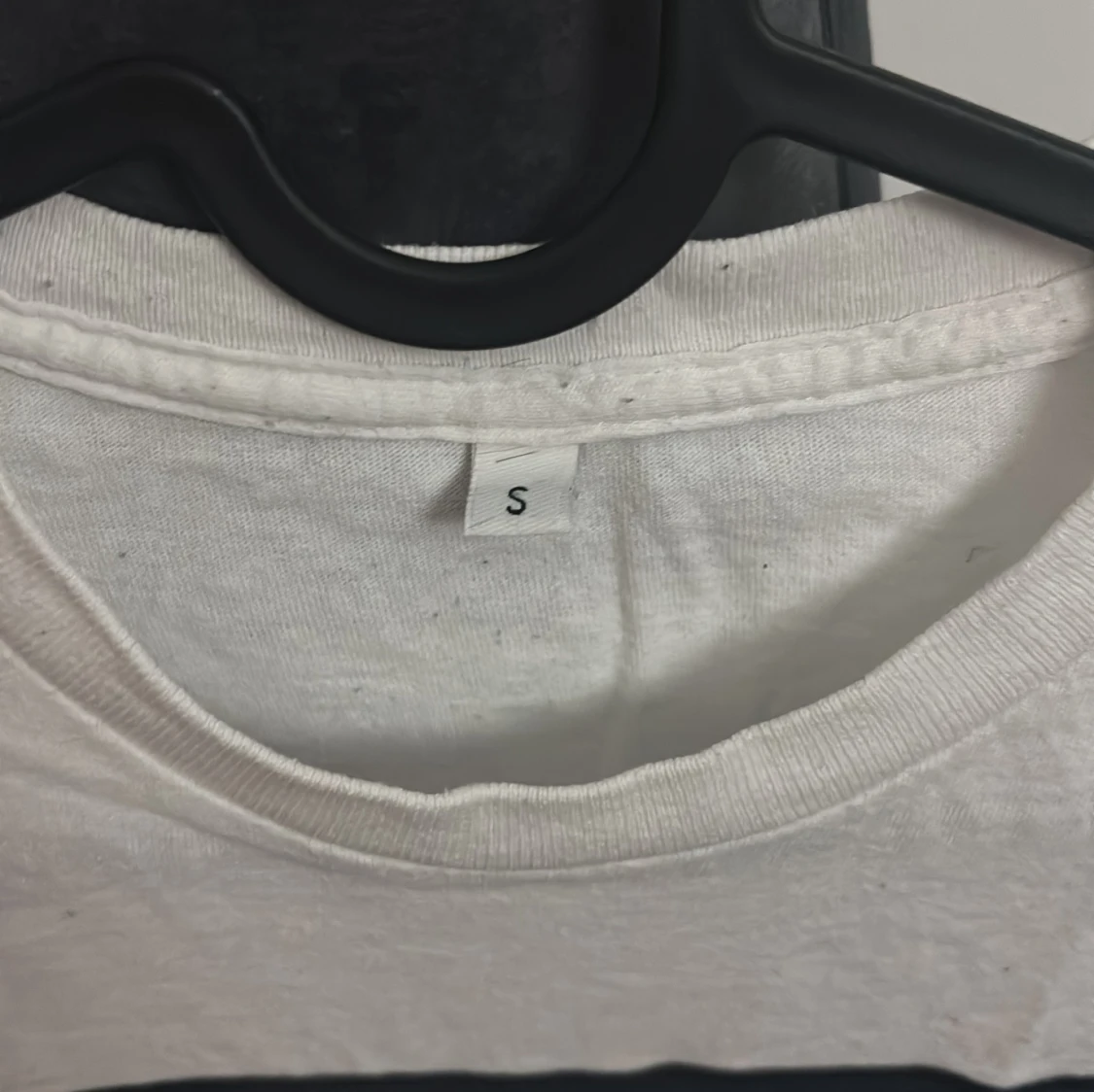 Vit t-shirt från Revenite - 1