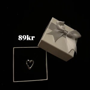 Hjärt ring i guld och silver  - Hjärt ringar i guld och silver 