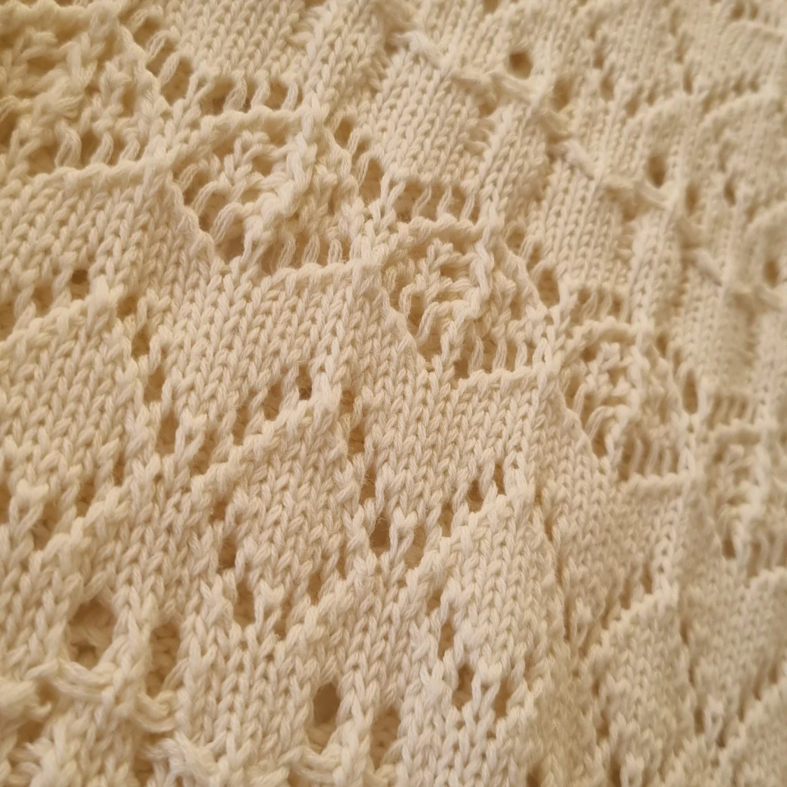 Beige stickad topp från missay - 2