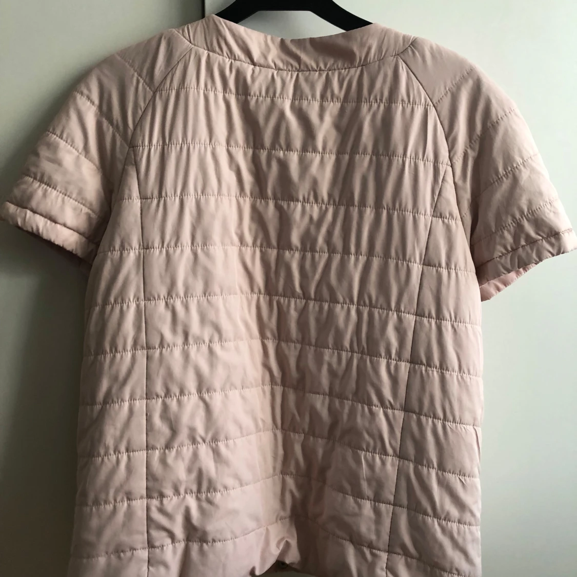 Beige quiltad jacka från Mohito - 1