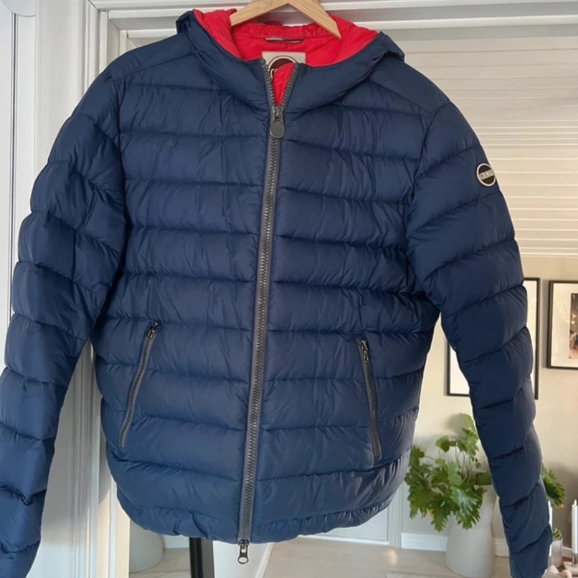 Blå dunjacka från Colmar