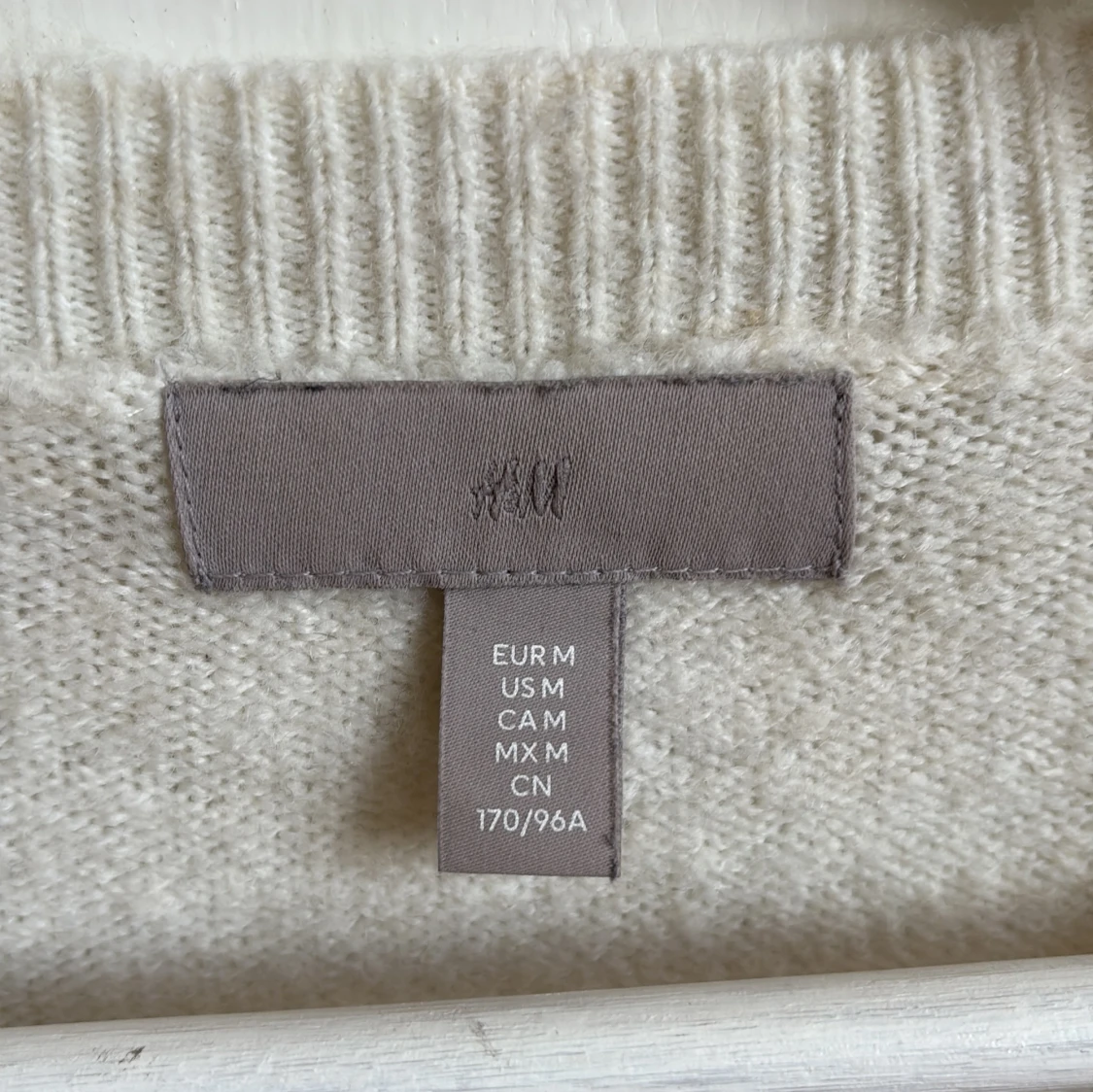 Vit stickad tröja från H&M - 2