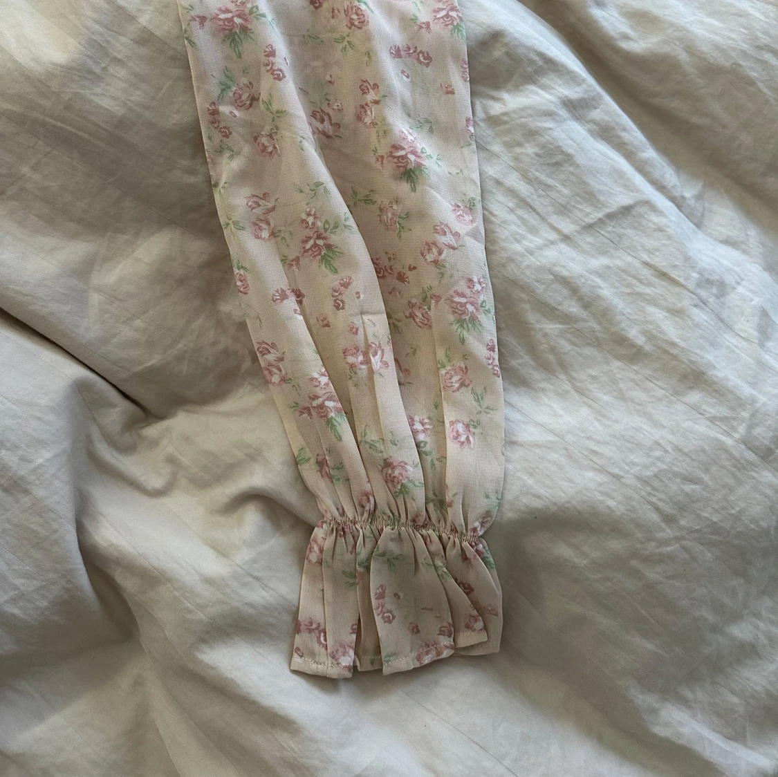 Blommig klänning  - 3