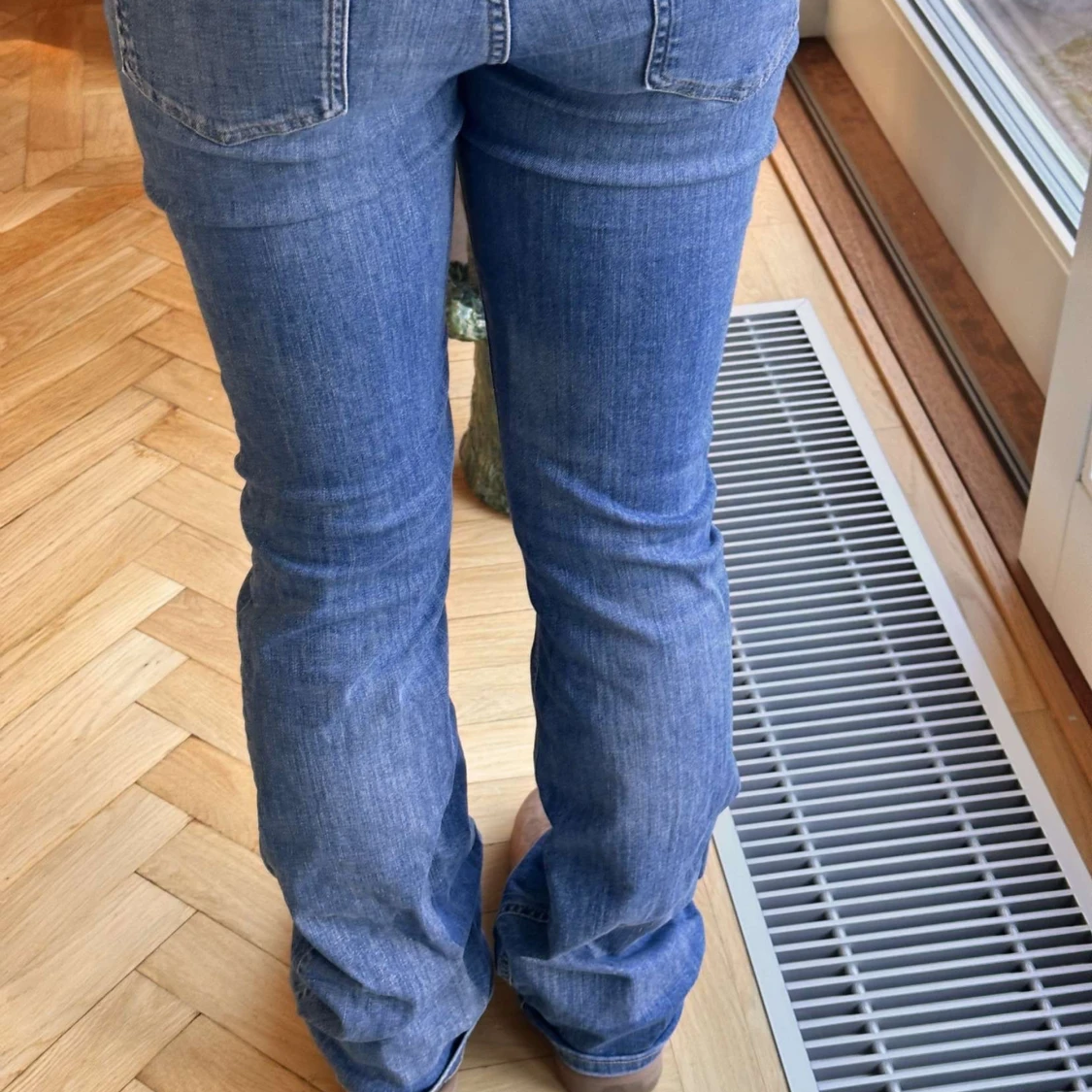 Blåa bootcut jeans - 1