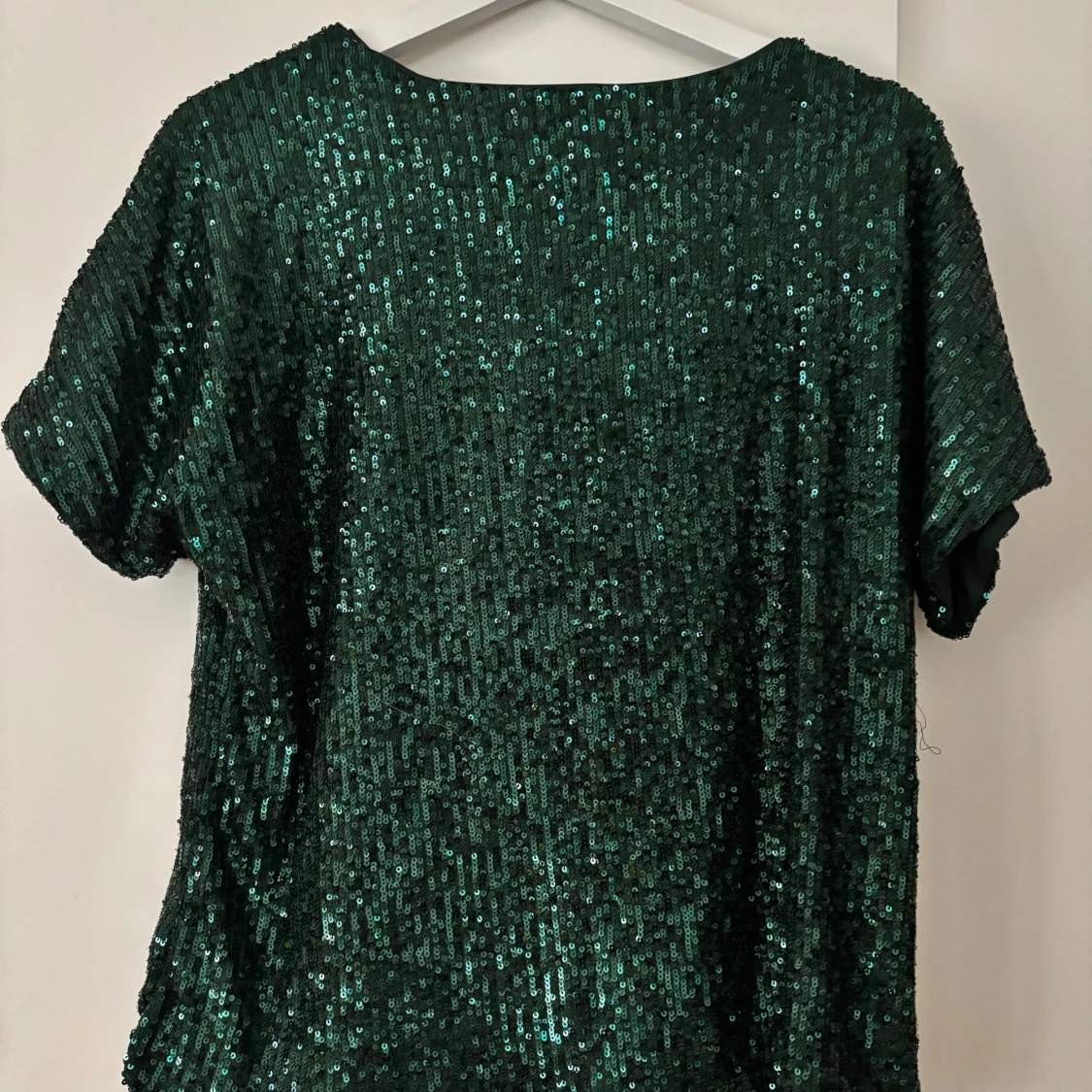 Glittrig topp från H&M - 1