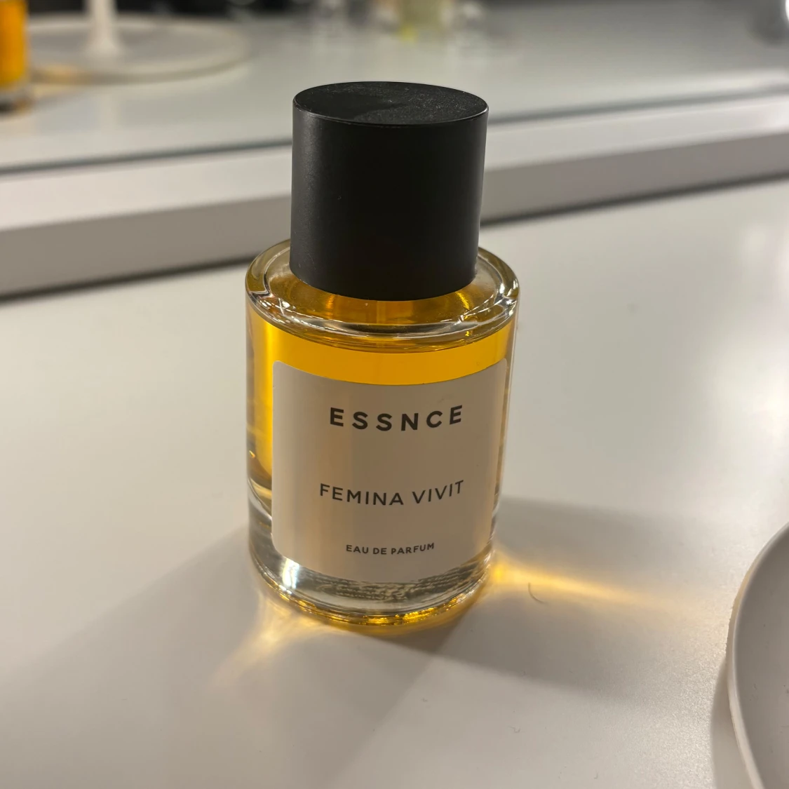 ESSNCE Femina Vivit