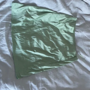 Satinkjol - Ljusgrön satinkjol🤍 använd cirka 4 gånger